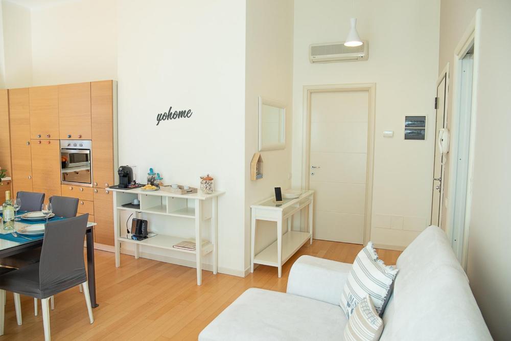 Zara D'Amare A Pesaro 10 Metri Dalla Spiaggia By Yohome Kültér fotó